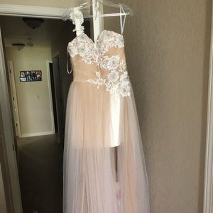 SOLD❌♏️ercari ❌ Sherrie Hill Size 4